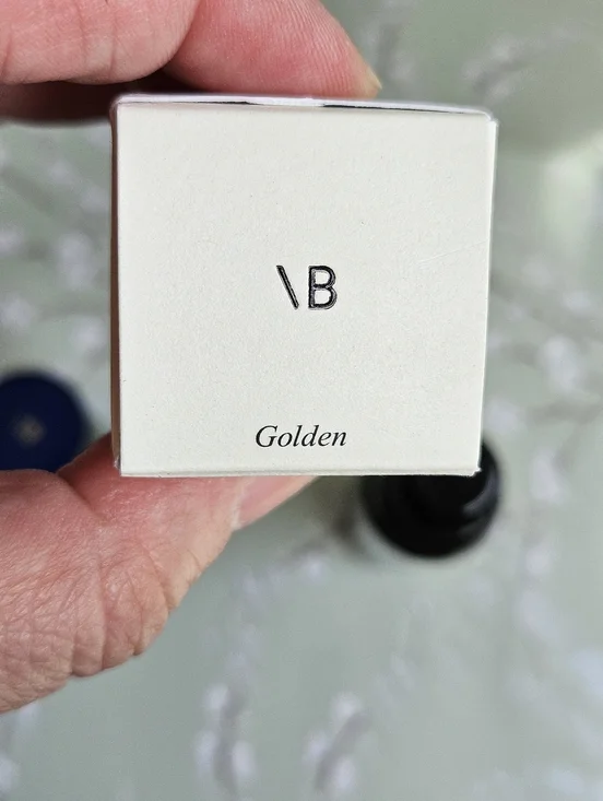 Victoria Beckham By Augustinus Bader The Cell Rejuvenating Illuminator Golden - Picture 6 of 8